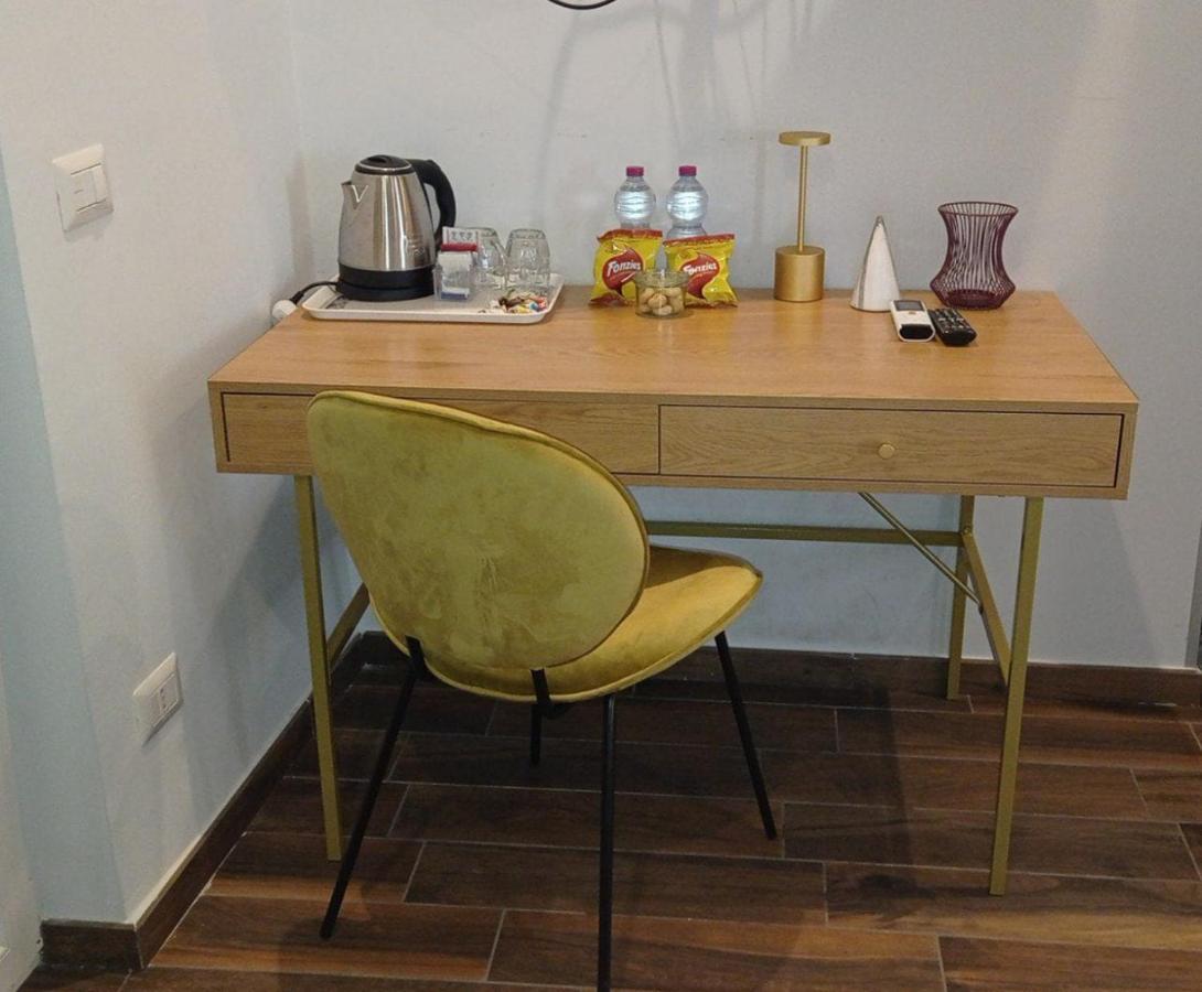 Hotiday Room Collection - Napoli Botanique Экстерьер фото