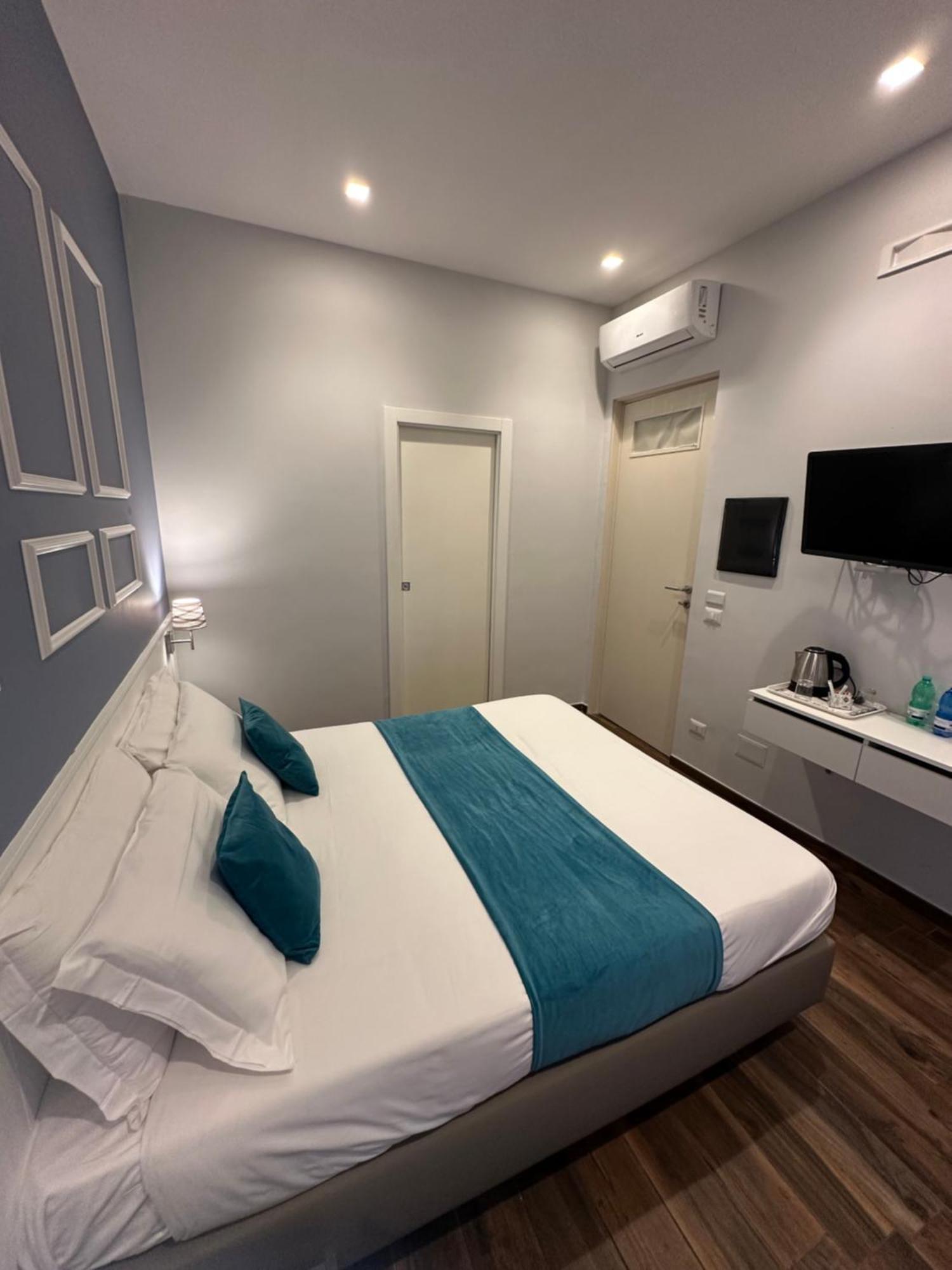 Hotiday Room Collection - Napoli Botanique Экстерьер фото