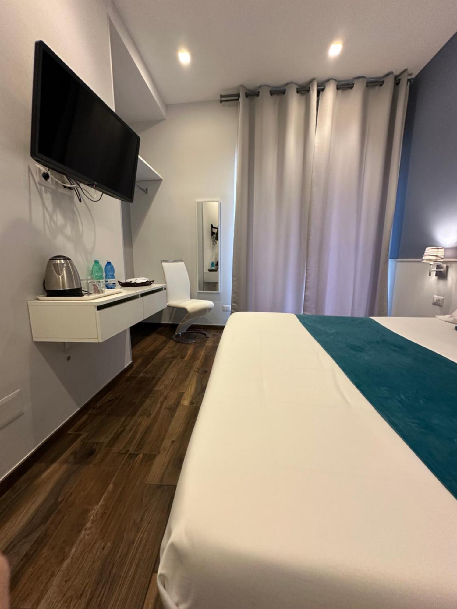 Hotiday Room Collection - Napoli Botanique Экстерьер фото
