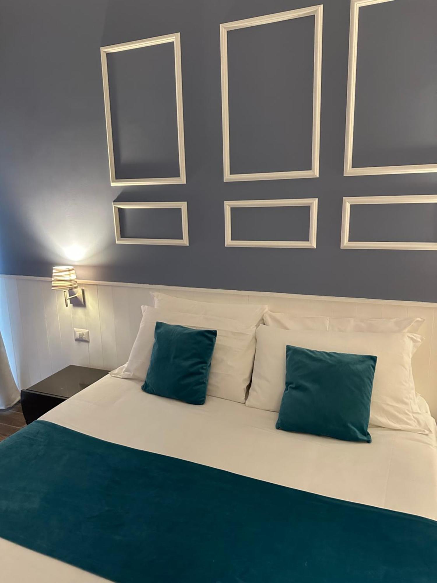 Hotiday Room Collection - Napoli Botanique Экстерьер фото