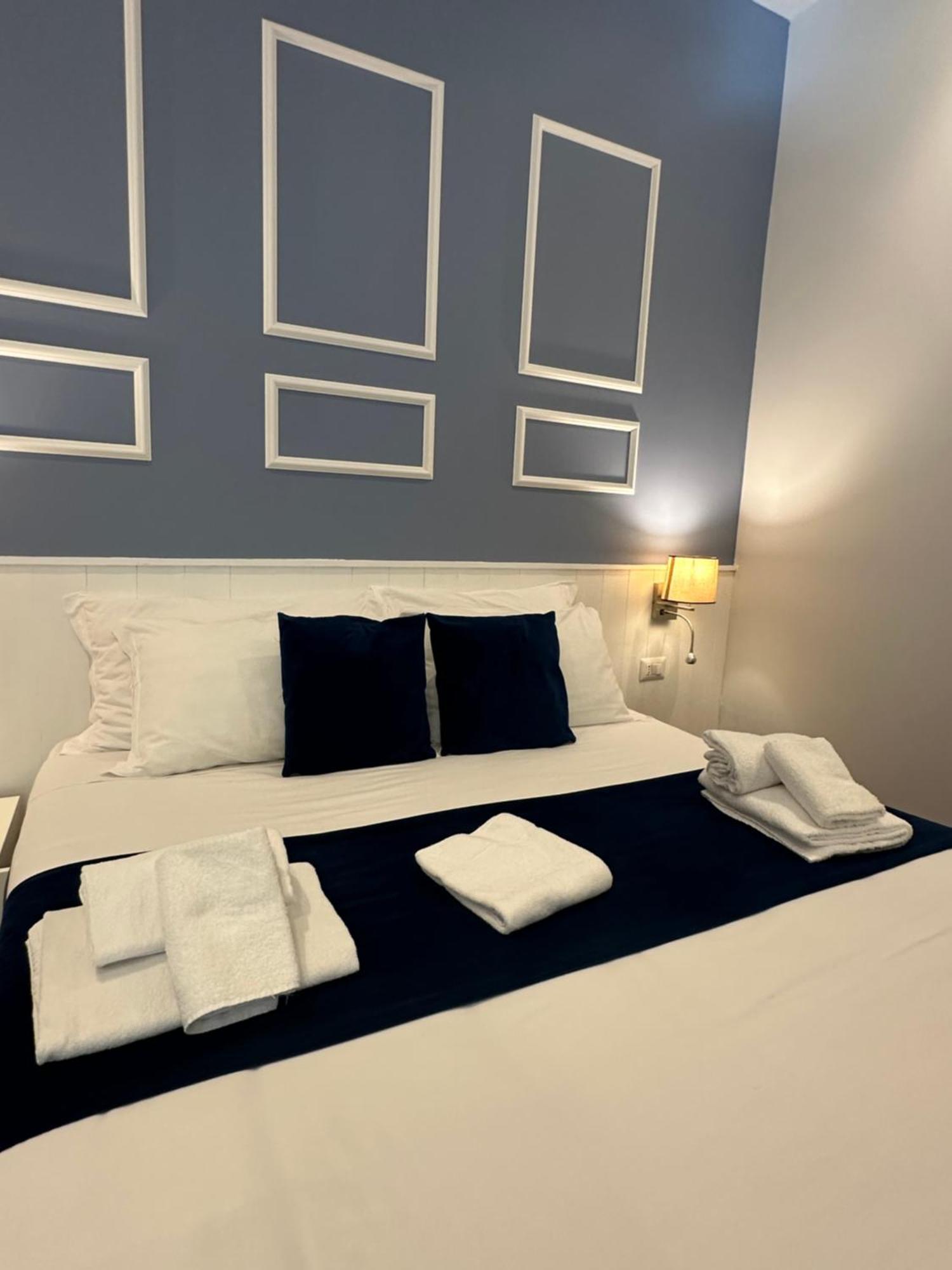 Hotiday Room Collection - Napoli Botanique Экстерьер фото