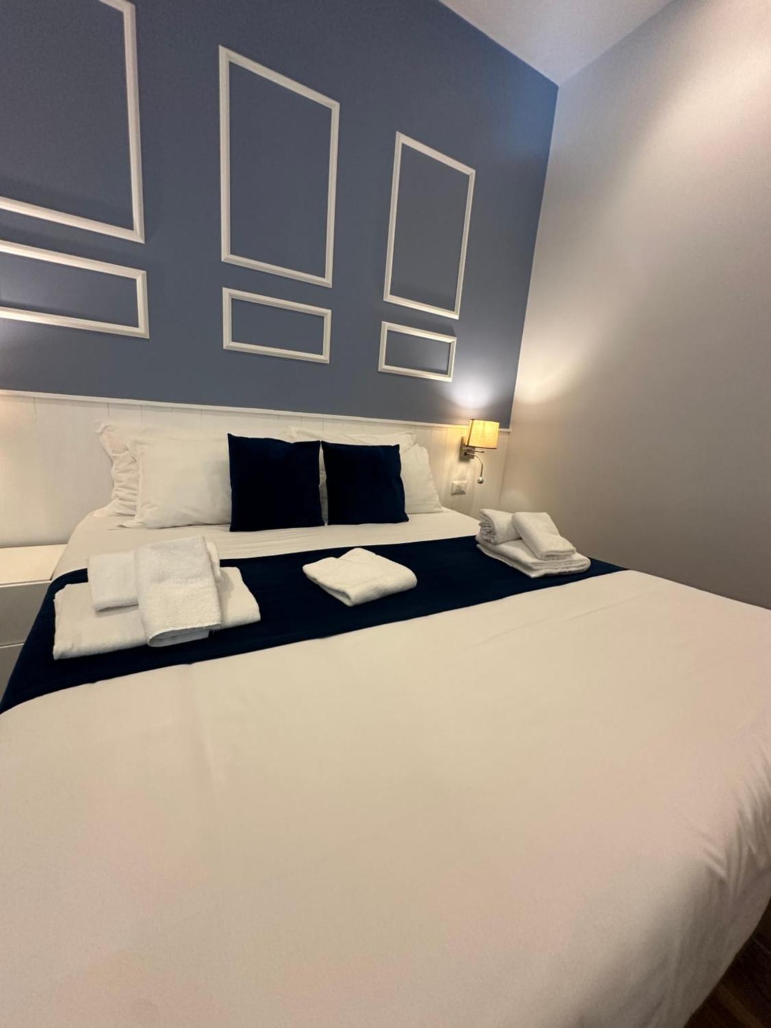 Hotiday Room Collection - Napoli Botanique Экстерьер фото
