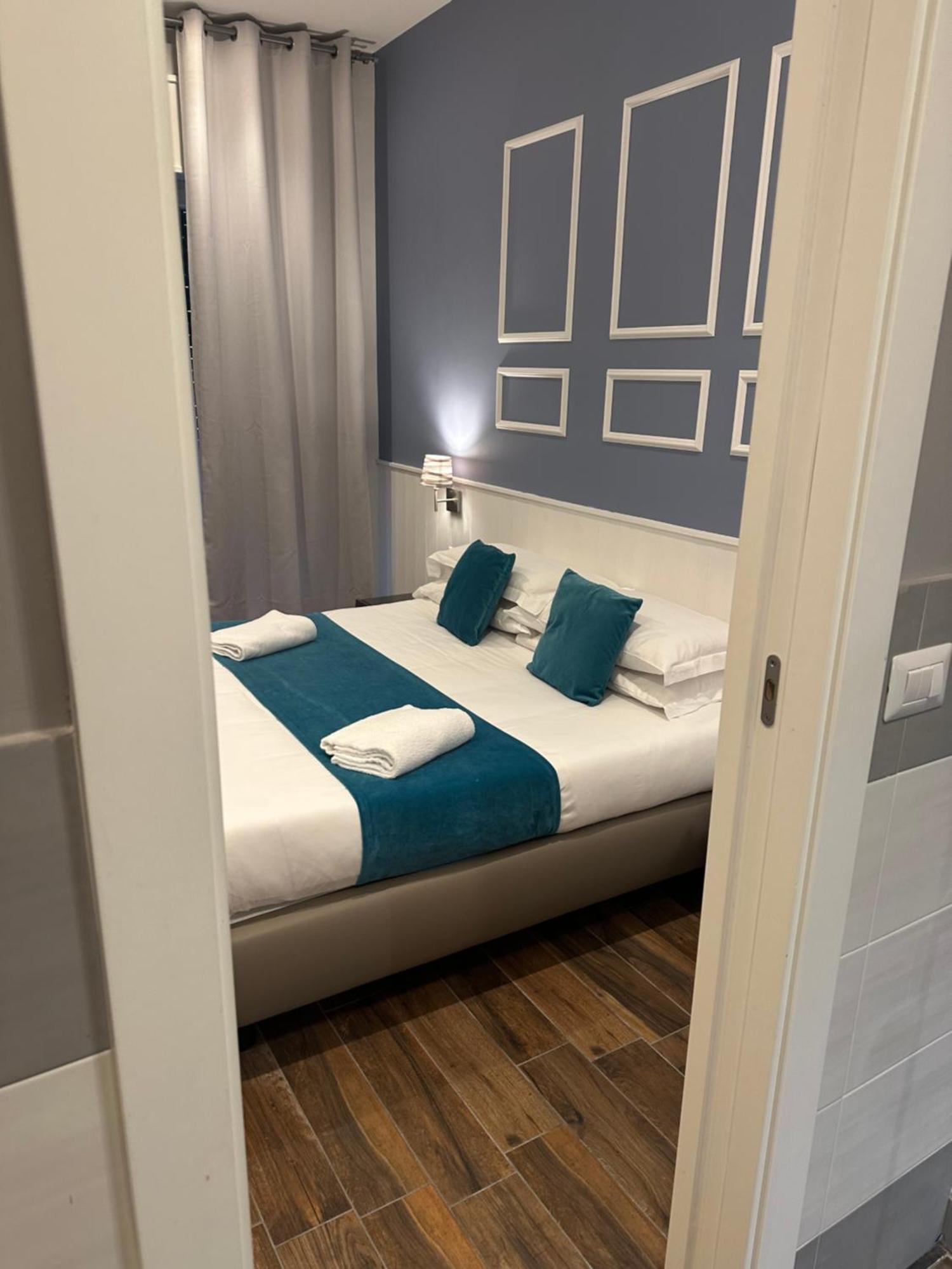 Hotiday Room Collection - Napoli Botanique Экстерьер фото