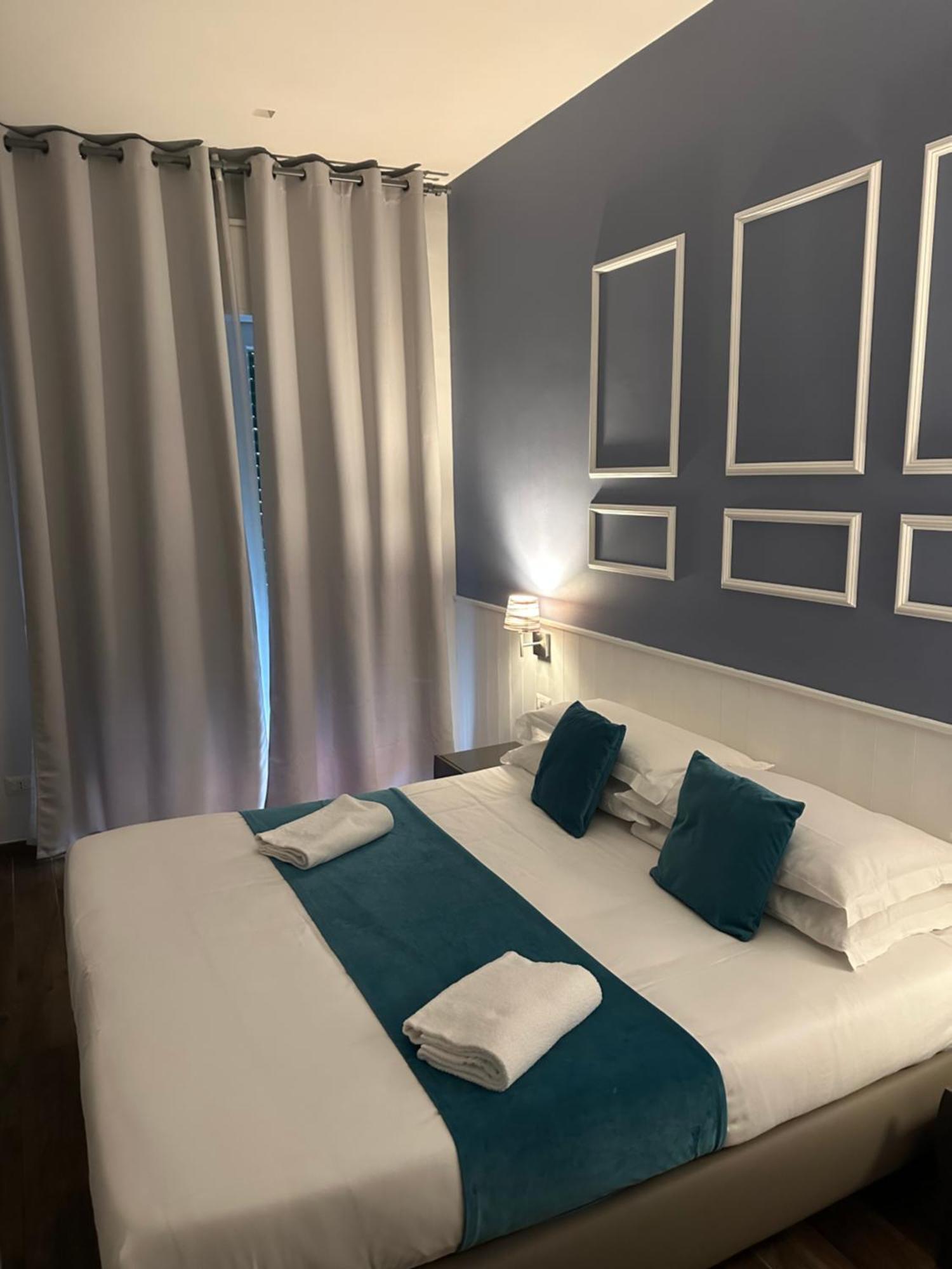 Hotiday Room Collection - Napoli Botanique Экстерьер фото