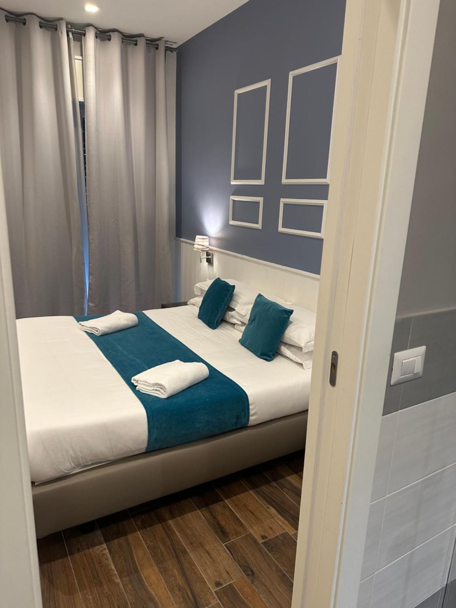 Hotiday Room Collection - Napoli Botanique Экстерьер фото