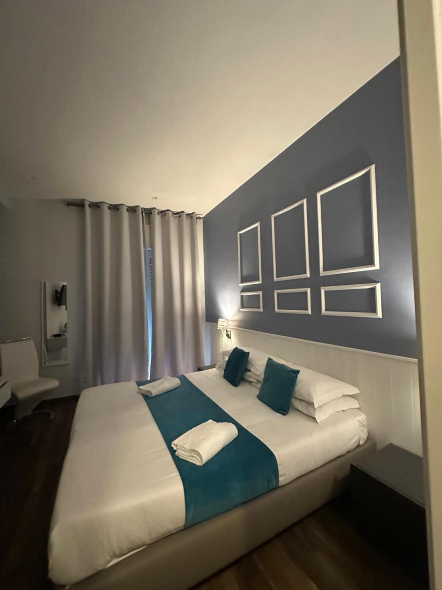 Hotiday Room Collection - Napoli Botanique Экстерьер фото