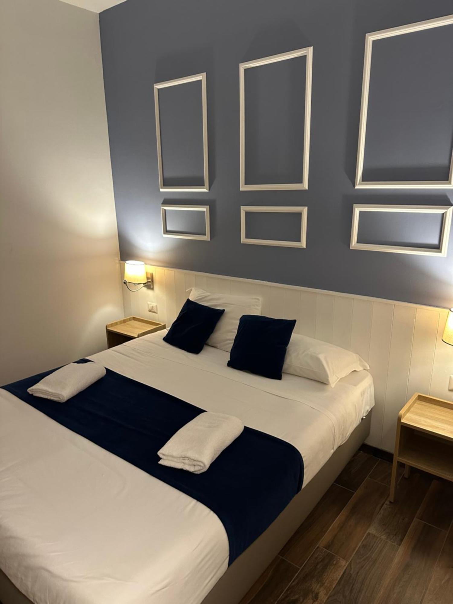 Hotiday Room Collection - Napoli Botanique Экстерьер фото